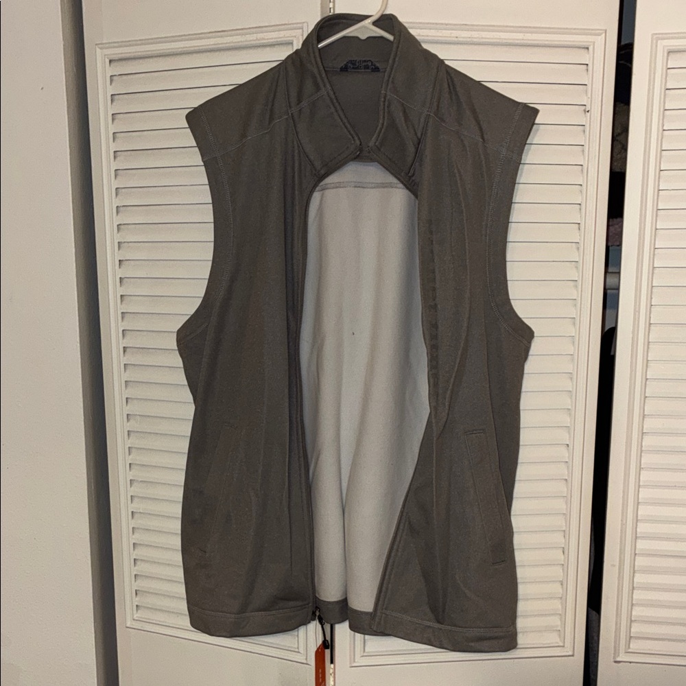 Sleeveless Mock Collar Women's Vest - Gray